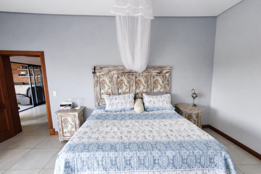 4 Bedroom Property for Sale in Heron Banks Golf Estate Free State